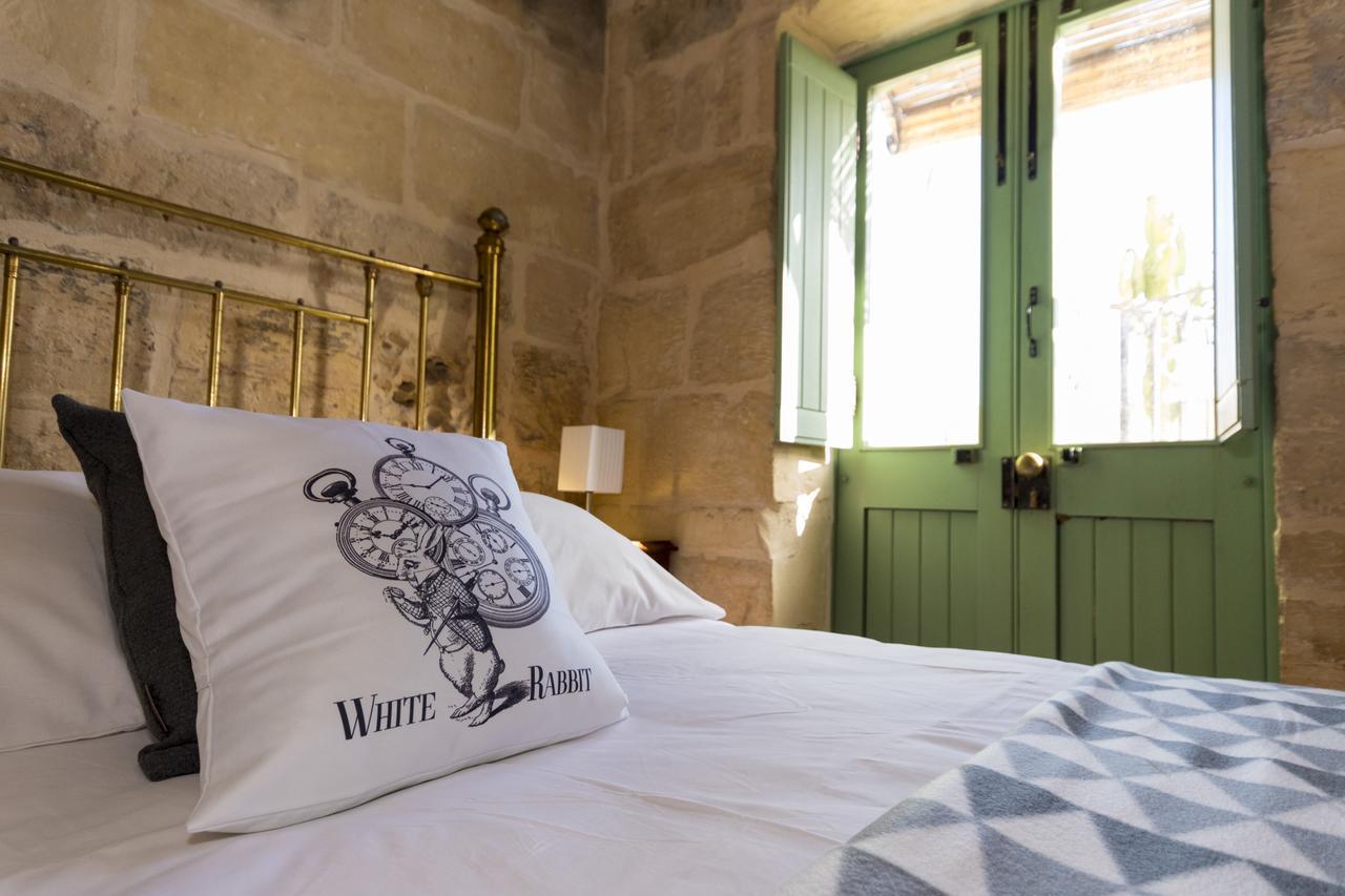 The Burrow Guest House Tarxien Экстерьер фото