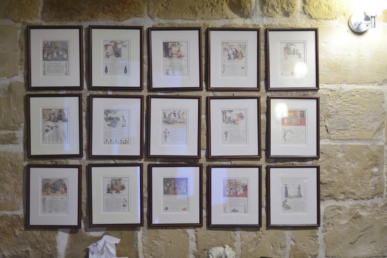 The Burrow Guest House Tarxien Экстерьер фото