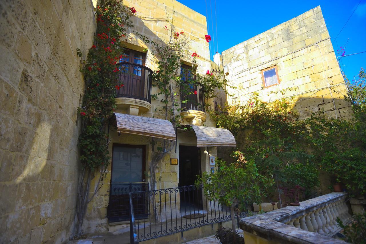 The Burrow Guest House Tarxien Экстерьер фото