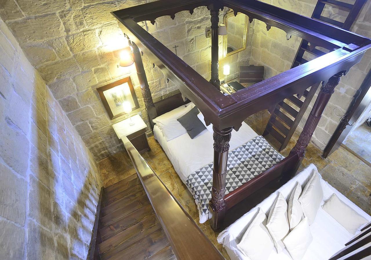 The Burrow Guest House Tarxien Экстерьер фото